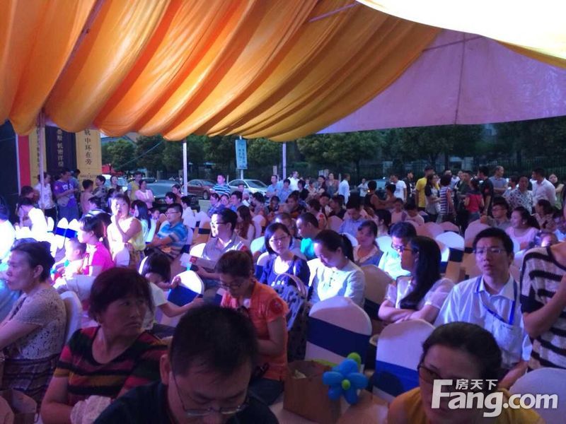 顶“风”开盘劲销9成 津西美墅馆首开大捷 顶“风”开盘劲销9成 津西美墅馆首开大捷